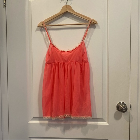 Victoria’s Secret Babydoll Chemise - Picture 3 of 3